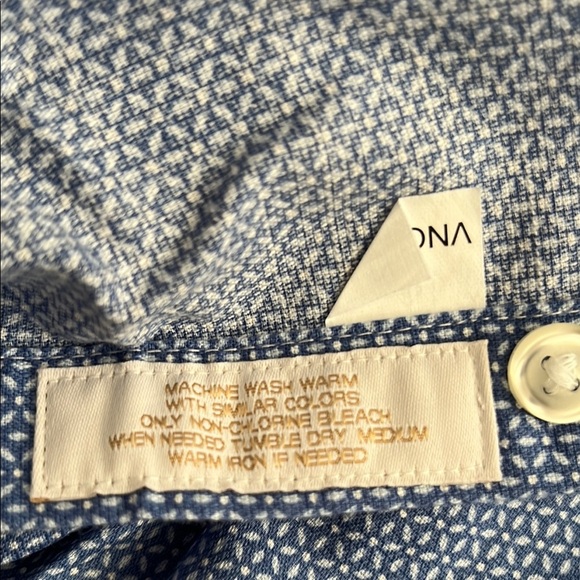 Roundtree & Yorke Blue Dress Shirt Classic Style - Picture 9 of 11